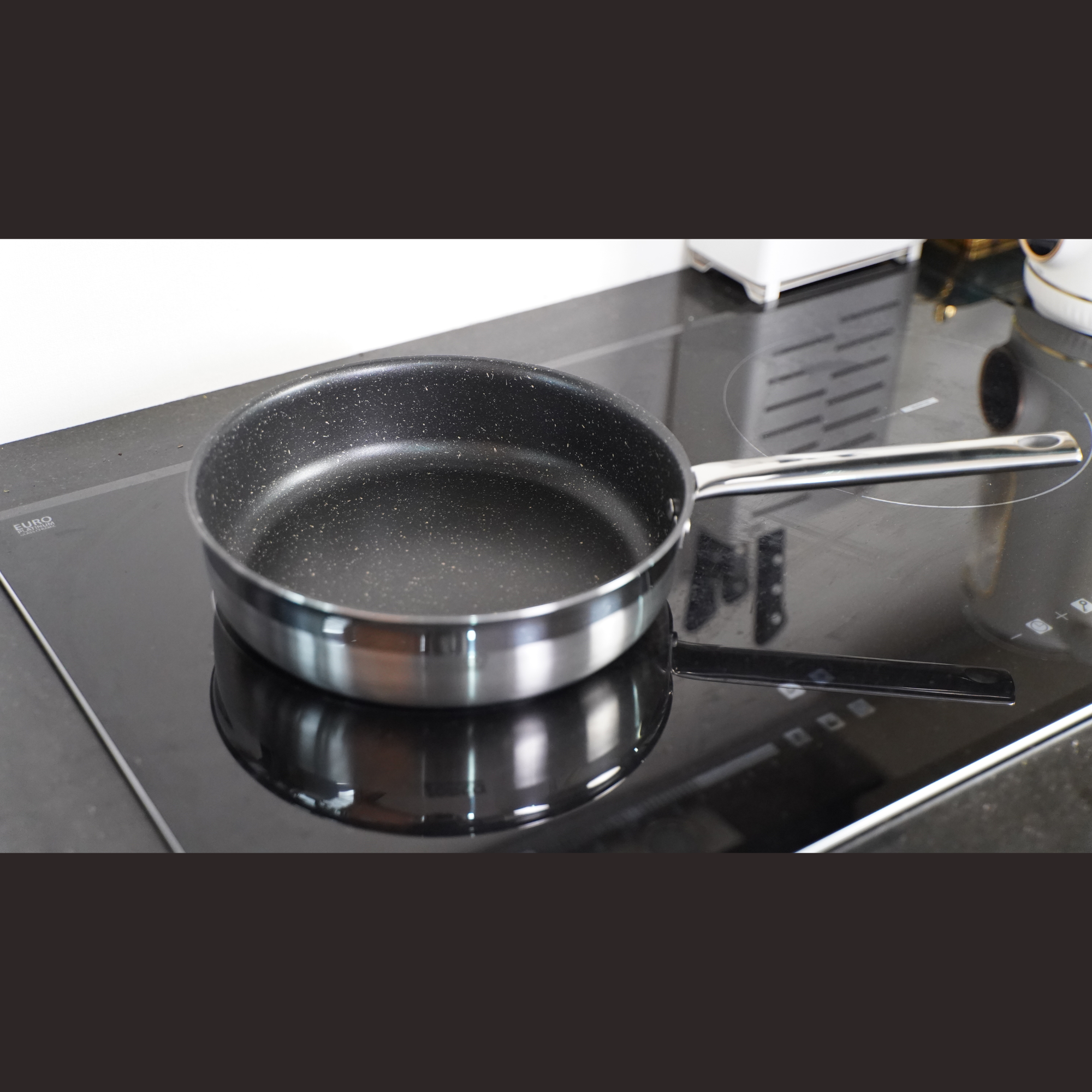 Chảo chống dính LORCA TA 2133A Chảo chống dính LORCA TA 2133A